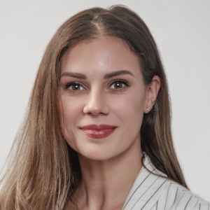 Danielle Manley photo