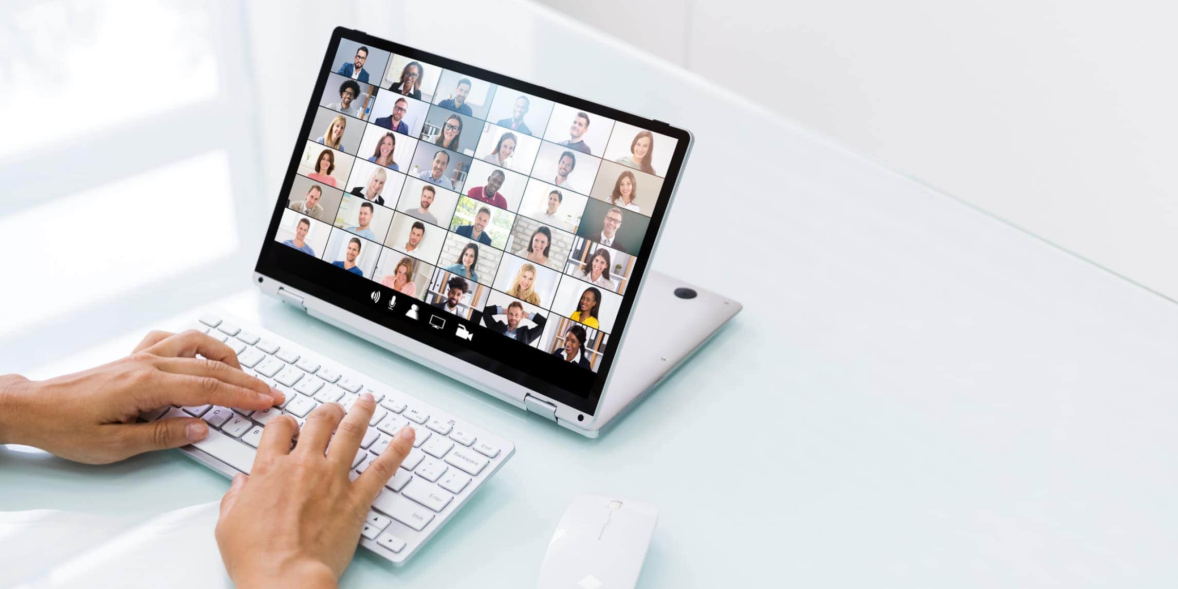 1100x550-124637254083-1